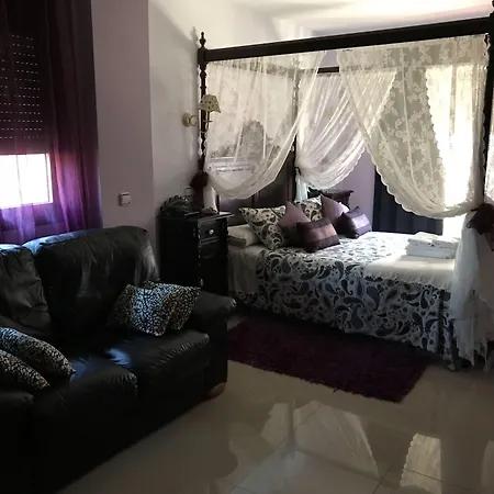 Hotel Rural De Cañamero